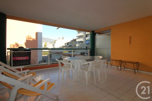 Appartement F2 à vendre - 2 pièces - 45 m2 - Roquebrune Cap Martin - 06 - PROVENCE-ALPES-COTE-D-AZUR