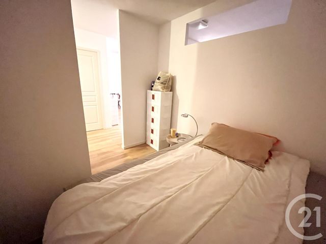 Appartement F2 à vendre - 2 pièces - 34 m2 - Beausoleil - 06 - PROVENCE-ALPES-COTE-D-AZUR