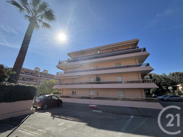 Parking à vendre - 13 m2 - Roquebrune Cap Martin - 06 - PROVENCE-ALPES-COTE-D-AZUR