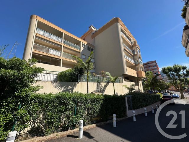 Appartement F2 &agrave; vendre - 2 pi&egrave;ces - 52,25 m2 - Menton - 06 - PROVENCE-ALPES-COTE-D-AZUR