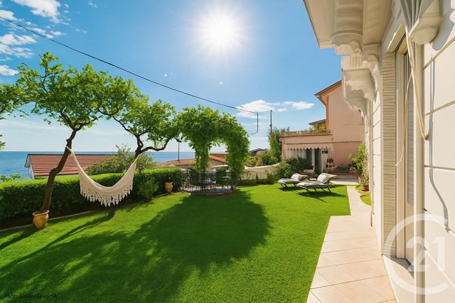 Maison à vendre - 7 pièces - 169 m2 - Roquebrune Cap Martin - 06 - PROVENCE-ALPES-COTE-D-AZUR