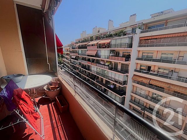Afficher la photo en grand Appartement F2 à vendre - 2 pièces - 41,21 m2 - Roquebrune Cap Martin - 06 - PROVENCE-ALPES-COTE-D-AZUR