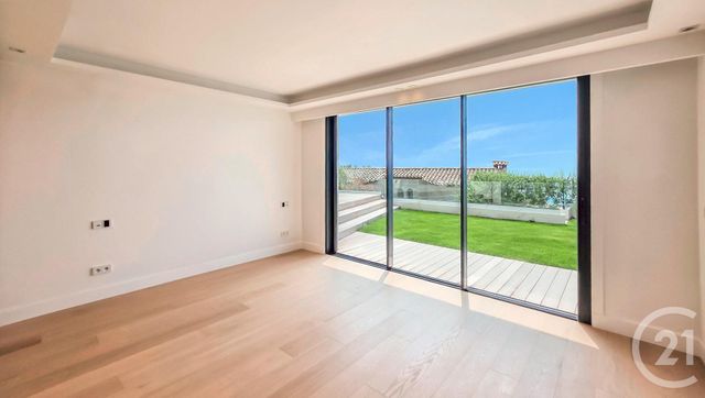 Maison à vendre - 5 pièces - 238 m2 - Roquebrune Cap Martin - 06 - PROVENCE-ALPES-COTE-D-AZUR