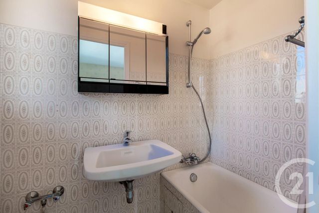 Appartement F3 à vendre - 3 pièces - 104,35 m2 - Menton - 06 - PROVENCE-ALPES-COTE-D-AZUR