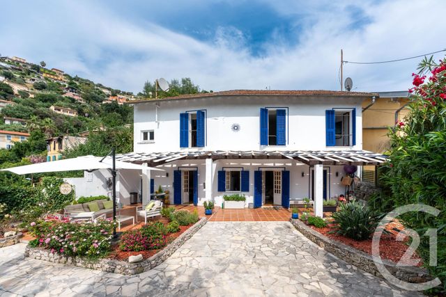 Maison à louer - 4 pièces - 118,30 m2 - Menton - 06 - PROVENCE-ALPES-COTE-D-AZUR