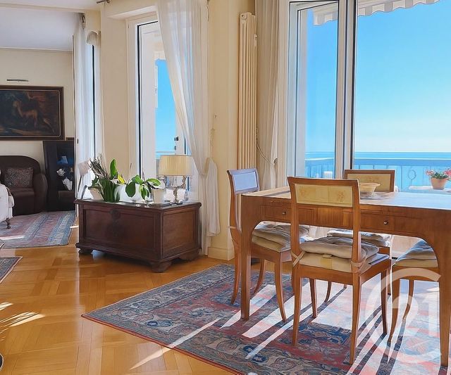Appartement F3 à vendre - 3 pièces - 83,77 m2 - Menton - 06 - PROVENCE-ALPES-COTE-D-AZUR