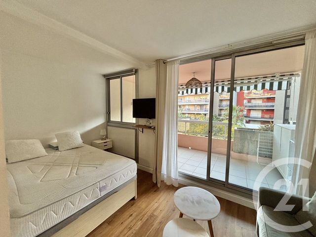 Appartement Studio Cabine à louer - 1 pièce - 23,49 m2 - Roquebrune Cap Martin - 06 - PROVENCE-ALPES-COTE-D-AZUR