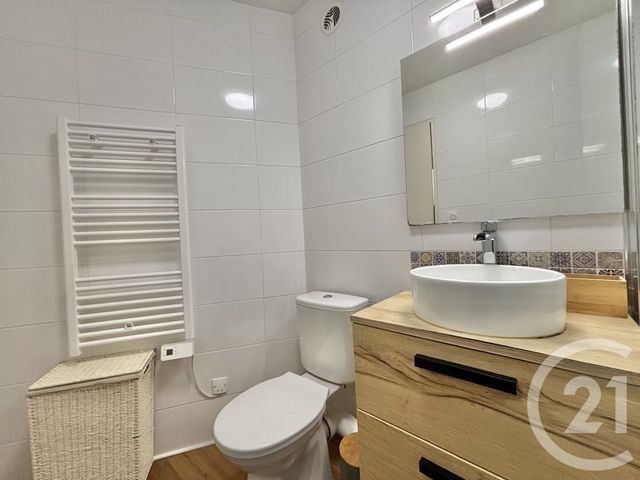 Appartement Studio Cabine à louer - 1 pièce - 23,49 m2 - Roquebrune Cap Martin - 06 - PROVENCE-ALPES-COTE-D-AZUR