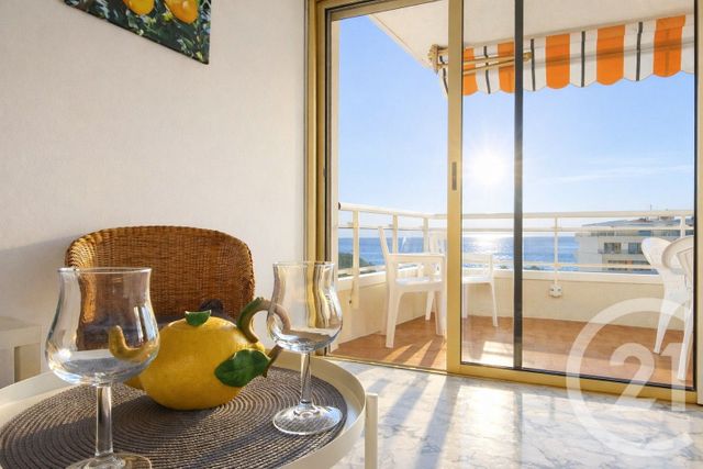 Appartement F2 à vendre ROQUEBRUNE CAP MARTIN