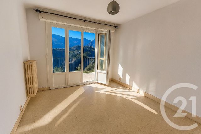 Appartement F4 à vendre - 4 pièces - 76,26 m2 - Menton - 06 - PROVENCE-ALPES-COTE-D-AZUR