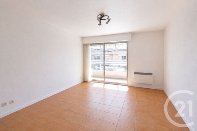 Appartement F1 &agrave; vendre - 1 pi&egrave;ce - 21,40 m2 - Roquebrune Cap Martin - 06 - PROVENCE-ALPES-COTE-D-AZUR
