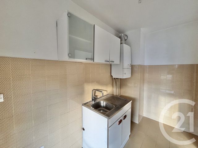 Appartement F1 à louer - 1 pièce - 26,29 m2 - Menton - 06 - PROVENCE-ALPES-COTE-D-AZUR