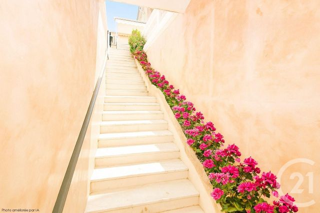 Maison à louer - 7 pièces - 169 m2 - Roquebrune Cap Martin - 06 - PROVENCE-ALPES-COTE-D-AZUR