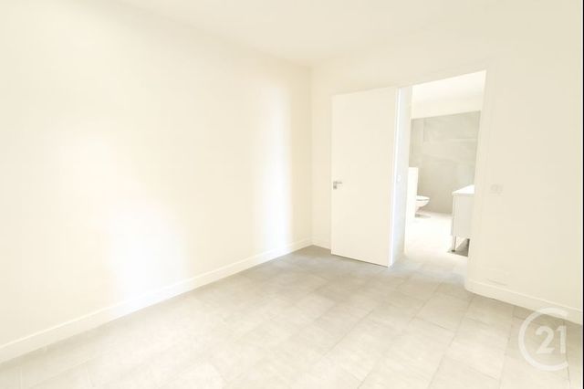 Appartement F6 &agrave; louer - 6 pi&egrave;ces - 154,89 m2 - Nice - 06 - PROVENCE-ALPES-COTE-D-AZUR