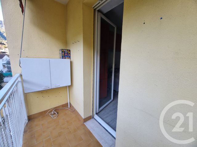 Appartement &agrave; vendre - 4 pi&egrave;ces - 66,91 m2 - Menton - 06 - PROVENCE-ALPES-COTE-D-AZUR