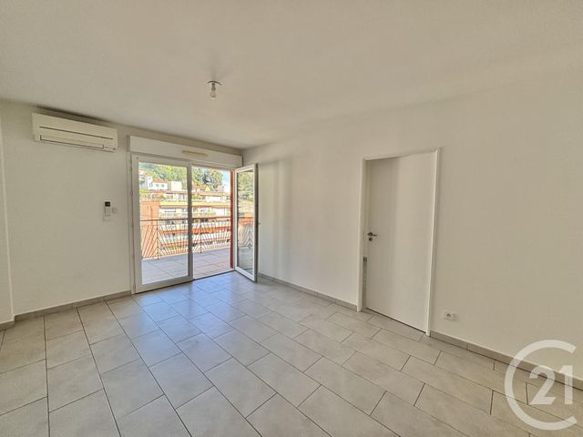Appartement F2 &agrave; louer - 2 pi&egrave;ces - 43,01 m2 - Menton - 06 - PROVENCE-ALPES-COTE-D-AZUR
