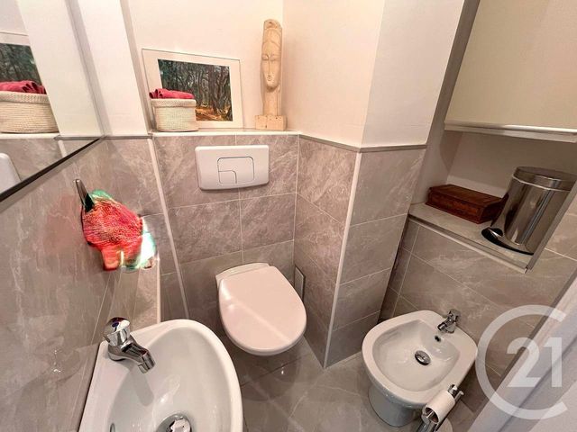 Appartement F4 &agrave; vendre - 4 pi&egrave;ces - 70,85 m2 - Roquebrune Cap Martin - 06 - PROVENCE-ALPES-COTE-D-AZUR