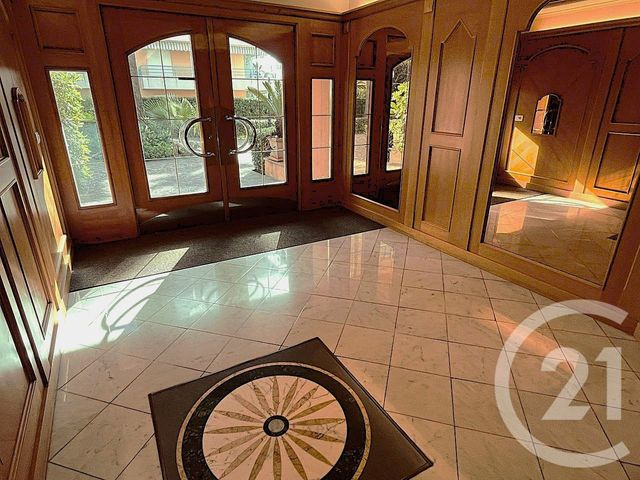 Appartement Studio &agrave; vendre - 1 pi&egrave;ce - 30,08 m2 - Roquebrune Cap Martin - 06 - PROVENCE-ALPES-COTE-D-AZUR