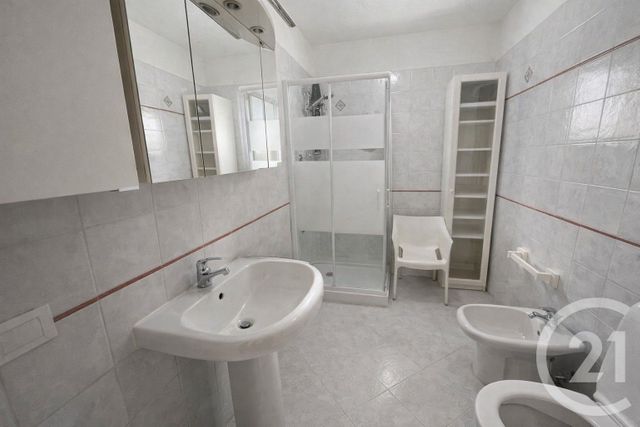 Appartement Studio &agrave; vendre - 1 pi&egrave;ce - 30,08 m2 - Roquebrune Cap Martin - 06 - PROVENCE-ALPES-COTE-D-AZUR