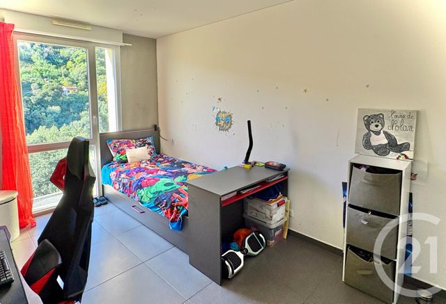 Appartement &agrave; vendre - 4 pi&egrave;ces - 92,32 m2 - Menton - 06 - PROVENCE-ALPES-COTE-D-AZUR