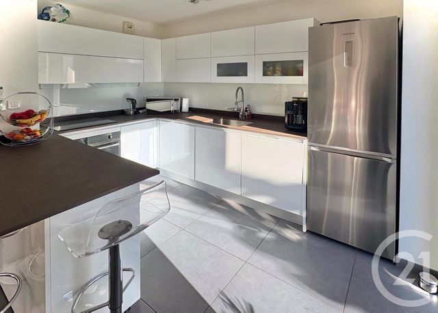 Appartement &agrave; vendre - 4 pi&egrave;ces - 92,32 m2 - Menton - 06 - PROVENCE-ALPES-COTE-D-AZUR