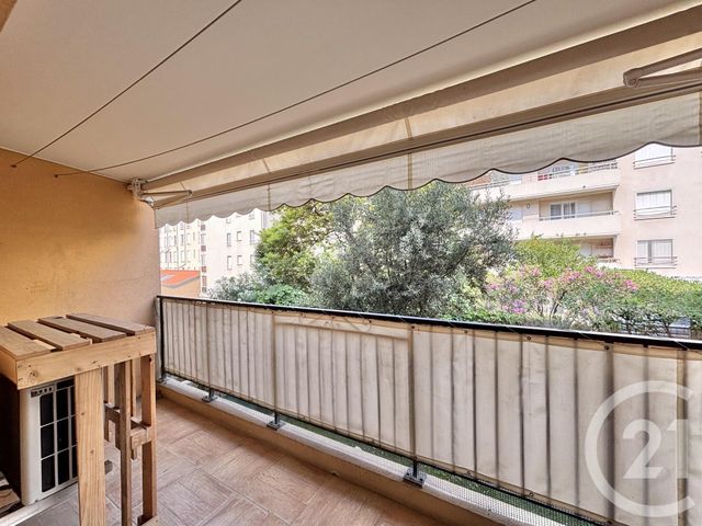 Appartement F3 &agrave; louer - 3 pi&egrave;ces - 61,44 m2 - Nice - 06 - PROVENCE-ALPES-COTE-D-AZUR