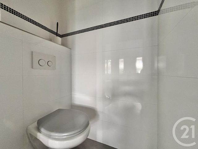 Appartement F3 &agrave; louer - 3 pi&egrave;ces - 61,44 m2 - Nice - 06 - PROVENCE-ALPES-COTE-D-AZUR