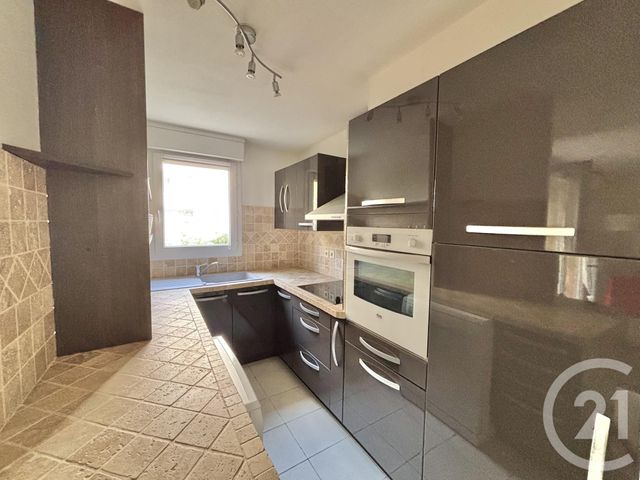 Appartement F3 &agrave; louer - 3 pi&egrave;ces - 61,44 m2 - Nice - 06 - PROVENCE-ALPES-COTE-D-AZUR