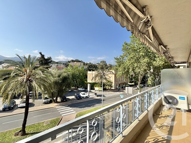 Appartement F2 &agrave; louer - 2 pi&egrave;ces - 31,38 m2 - Menton - 06 - PROVENCE-ALPES-COTE-D-AZUR