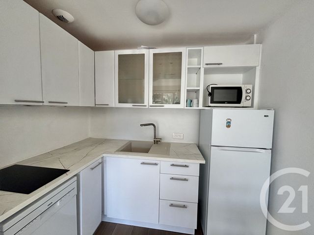 Appartement F2 &agrave; louer - 2 pi&egrave;ces - 31,38 m2 - Menton - 06 - PROVENCE-ALPES-COTE-D-AZUR