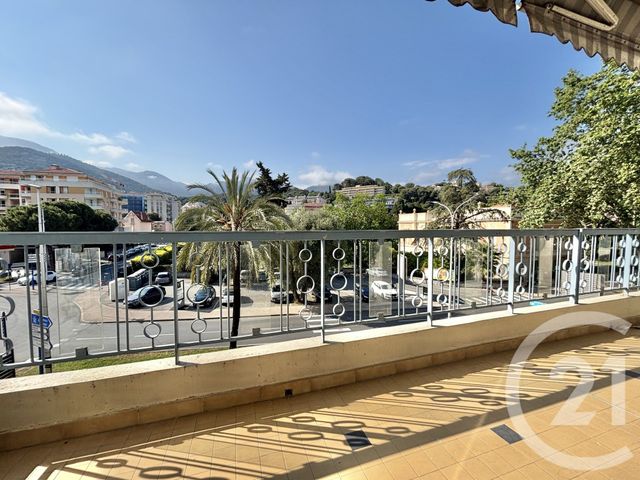 Appartement F2 &agrave; louer - 2 pi&egrave;ces - 31,38 m2 - Menton - 06 - PROVENCE-ALPES-COTE-D-AZUR