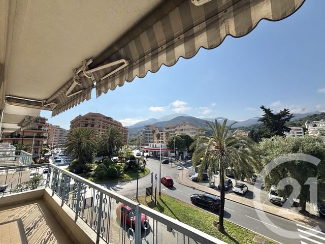 Appartement F2 &agrave; louer - 2 pi&egrave;ces - 31,38 m2 - Menton - 06 - PROVENCE-ALPES-COTE-D-AZUR