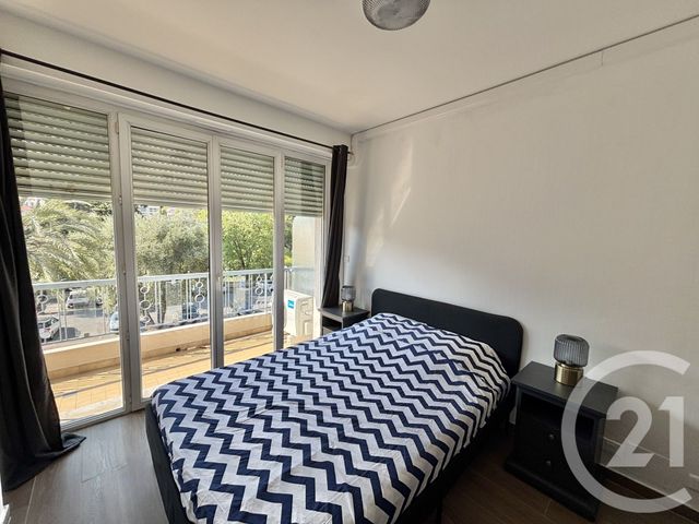 Appartement F2 &agrave; louer - 2 pi&egrave;ces - 31,38 m2 - Menton - 06 - PROVENCE-ALPES-COTE-D-AZUR