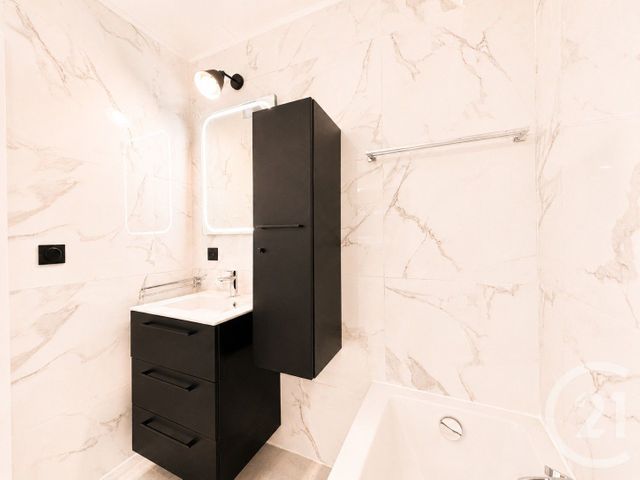 Appartement Studio &agrave; louer - 1 pi&egrave;ce - 30,37 m2 - La Turbie - 06 - PROVENCE-ALPES-COTE-D-AZUR