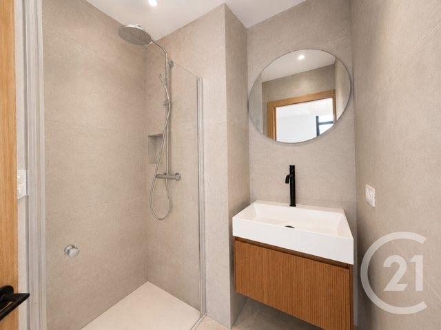 Appartement F4 &agrave; vendre - 4 pi&egrave;ces - 74,32 m2 - Roquebrune Cap Martin - 06 - PROVENCE-ALPES-COTE-D-AZUR