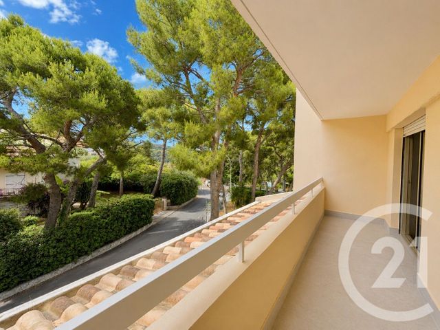 Appartement F3 &agrave; louer - 3 pi&egrave;ces - 70,22 m2 - Roquebrune Cap Martin - 06 - PROVENCE-ALPES-COTE-D-AZUR