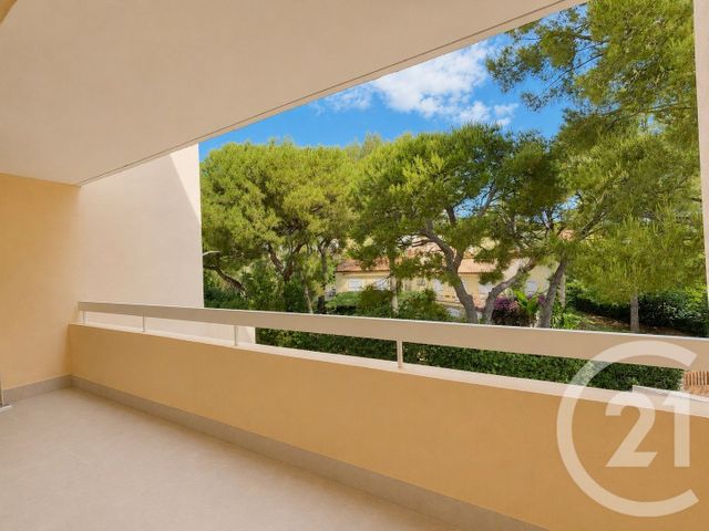 Appartement F3 &agrave; louer - 3 pi&egrave;ces - 70,22 m2 - Roquebrune Cap Martin - 06 - PROVENCE-ALPES-COTE-D-AZUR