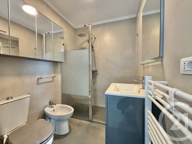 Appartement F2 &agrave; louer - 2 pi&egrave;ces - 45,44 m2 - Roquebrune Cap Martin - 06 - PROVENCE-ALPES-COTE-D-AZUR