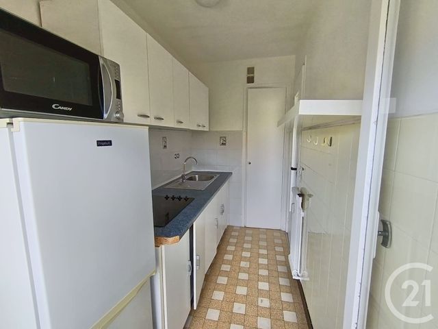 Appartement F1 &agrave; louer - 1 pi&egrave;ce - 26,34 m2 - Roquebrune Cap Martin - 06 - PROVENCE-ALPES-COTE-D-AZUR
