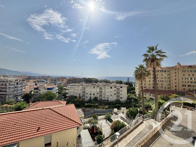 Appartement F2 &agrave; louer - 2 pi&egrave;ces - 42,74 m2 - Menton - 06 - PROVENCE-ALPES-COTE-D-AZUR