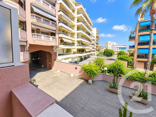 Appartement F3 &agrave; vendre - 3 pi&egrave;ces - 66,82 m2 - Roquebrune Cap Martin - 06 - PROVENCE-ALPES-COTE-D-AZUR