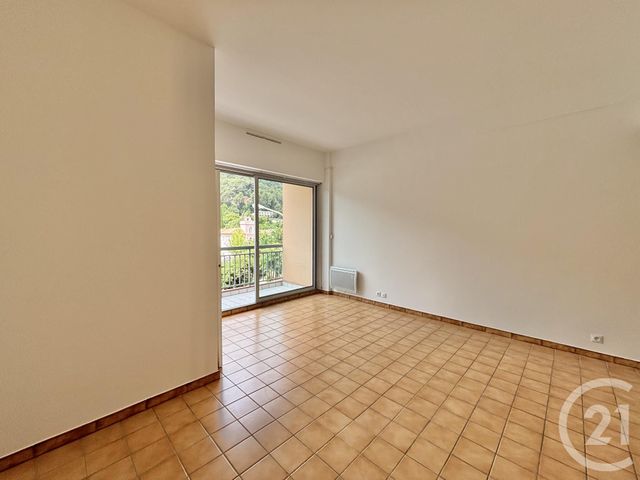 Appartement F2 &agrave; louer - 2 pi&egrave;ces - 41,66 m2 - Menton - 06 - PROVENCE-ALPES-COTE-D-AZUR