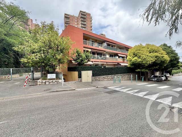 Appartement F2 &agrave; louer - 2 pi&egrave;ces - 41,66 m2 - Menton - 06 - PROVENCE-ALPES-COTE-D-AZUR