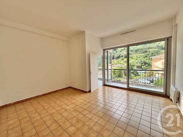 Appartement F2 &agrave; louer - 2 pi&egrave;ces - 41,66 m2 - Menton - 06 - PROVENCE-ALPES-COTE-D-AZUR