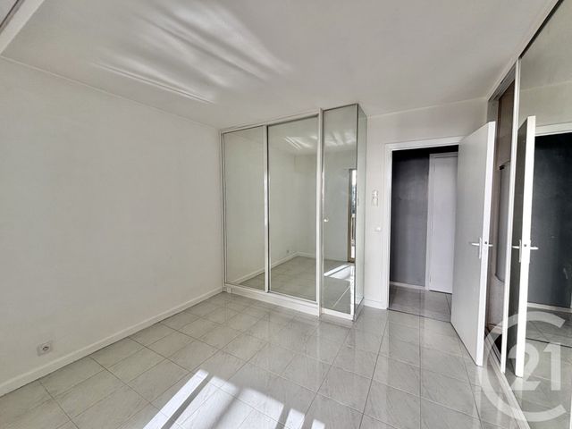 Appartement F2 &agrave; louer - 2 pi&egrave;ces - 54,38 m2 - Menton - 06 - PROVENCE-ALPES-COTE-D-AZUR