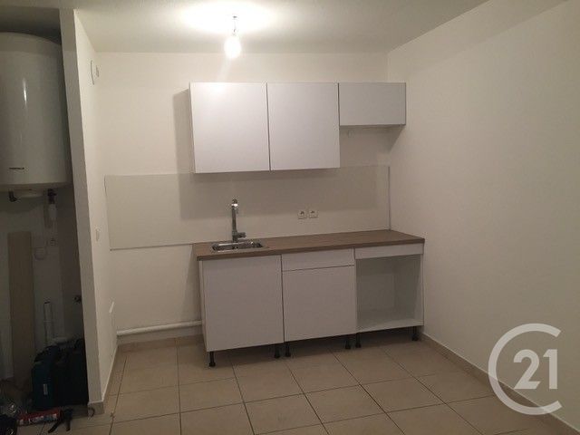 Appartement F2 &agrave; louer - 2 pi&egrave;ces - 36,86 m2 - Roquebrune Cap Martin - 06 - PROVENCE-ALPES-COTE-D-AZUR
