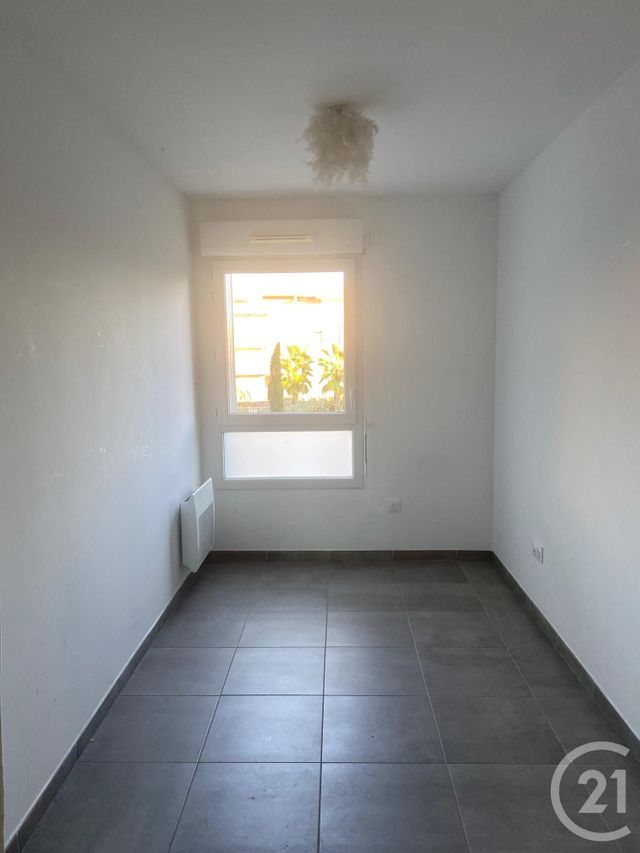 Appartement T3 &agrave; louer - 3 pi&egrave;ces - 54,71 m2 - Frejus - 83 - PROVENCE-ALPES-COTE-D-AZUR