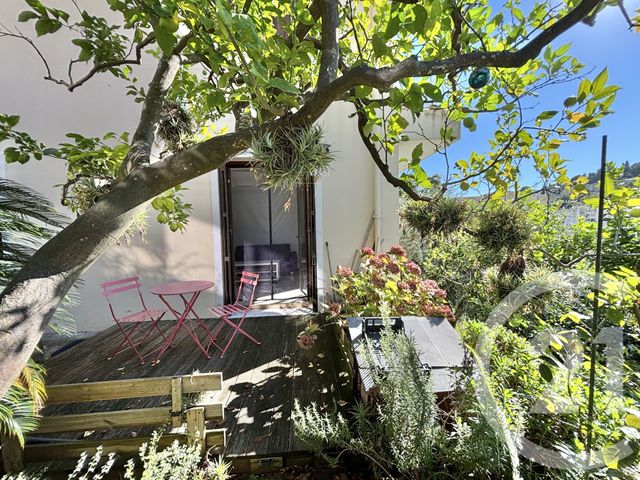 Appartement F2 &agrave; louer - 2 pi&egrave;ces - 53,29 m2 - Menton - 06 - PROVENCE-ALPES-COTE-D-AZUR