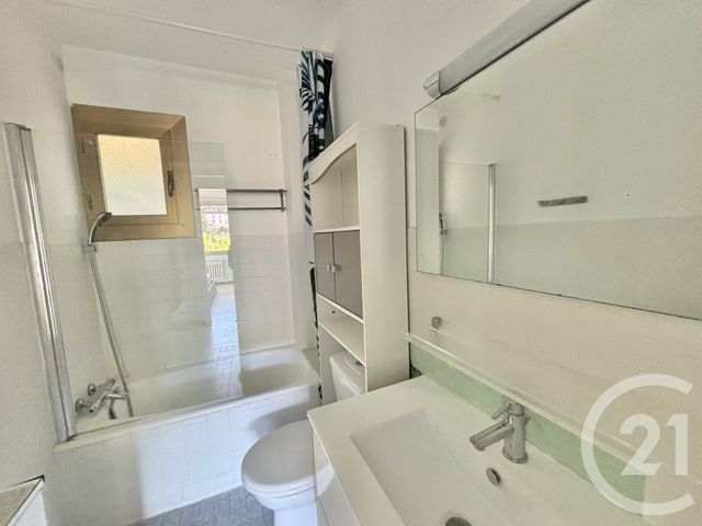 Appartement F2 &agrave; louer - 2 pi&egrave;ces - 53,29 m2 - Menton - 06 - PROVENCE-ALPES-COTE-D-AZUR