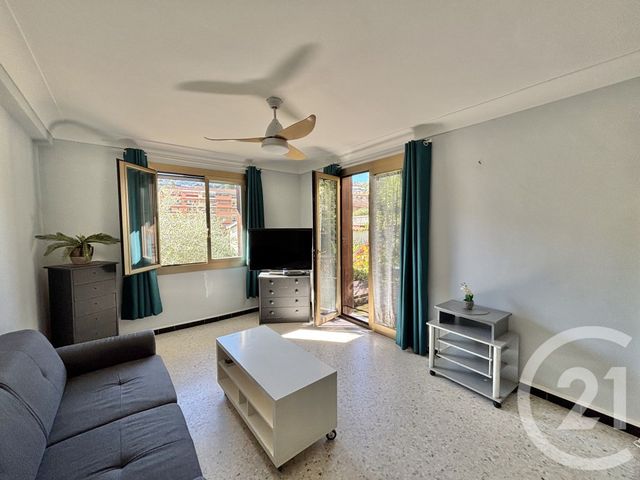 Appartement F2 &agrave; louer - 2 pi&egrave;ces - 53,29 m2 - Menton - 06 - PROVENCE-ALPES-COTE-D-AZUR